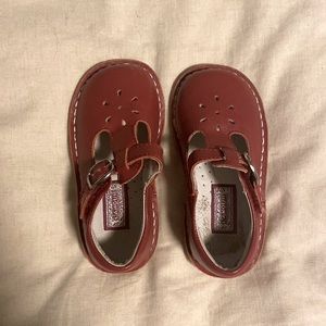 L’Amour Classic Leather Mary Jane